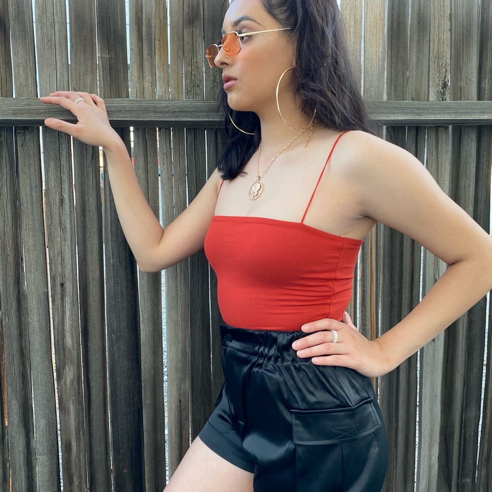 NWT TUBULAR STRAPS BASIC DOUBLE LAYERED CROP TOP - Picture 6 of 6